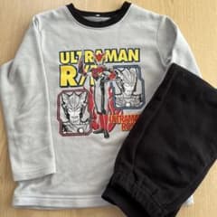 ウルトラマンロッソ　パジャマ　130のサムネイル