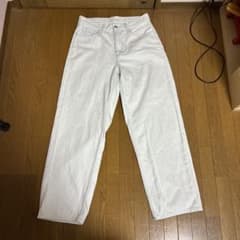 UNIQLO デニムパンツ ホワイト 29インチのサムネイル