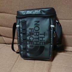 THE NORTH FACE ショルダーバッグのサムネイル