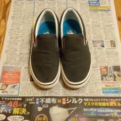 バンズ　スリッポン　カーキのサムネイル