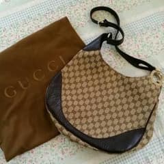 GUCCI　ショルダーバッグのサムネイル