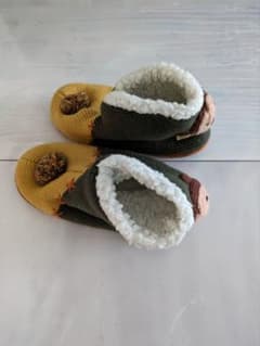 お猿さんルームシューズ　※600円値引き中のサムネイル
