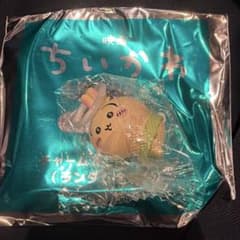 映画ちいかわ 入場特典　うさぎ　めじるしアクセサリーのサムネイル