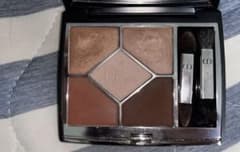 Dior アイシャドウのサムネイル
