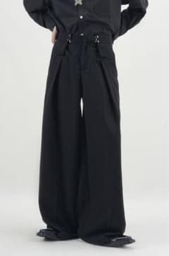 Deuku スラックス　DEEP TUCK WIDE FLARE SLACKSのサムネイル