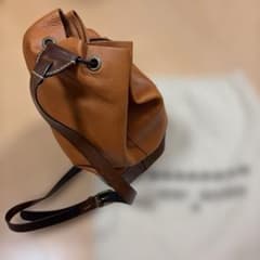 も*こ様 HENRY BEGUELIN レザー 巾着型 ショルダーバッグのサムネイル