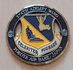 米軍実物 チャレンジ 横田基地 第374空輸航空団 先任上級曹長 米空軍 米軍実物 チャレンジコイン 金属製 ミリタリー 米空軍 横田基地 先任