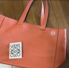 ロエベ　トートバックのサムネイル