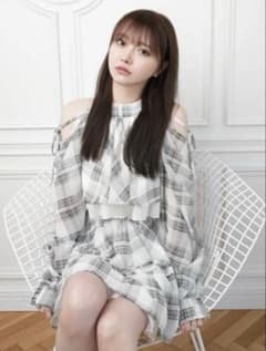 リップサービス　ティアードフレアエアリーワンピースのサムネイル
