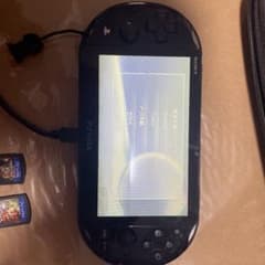 PlayStation®Vita（PCH-2000シリーズ） Wi-Fiモデル…のサムネイル