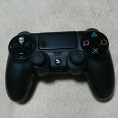 PS4 純正コントローラー・ジェット・ブラック 清掃修理品のサムネイル