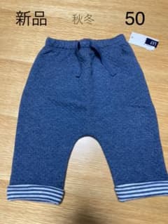 【新品】ベビーギャップ　秋冬パンツ 50cmのサムネイル