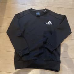 adidas 黒 トレーナー130のサムネイル
