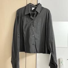 韓国 クロップド コットン シャッツ ブラウス チャコール グレーのサムネイル