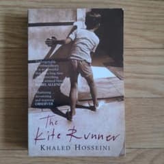 The Kite Runner by Khaled Hosseiniのサムネイル