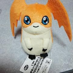 パタモン　デジモンアドベンチャー　カバンに付けられるでっかいぬいぐるみ　プライズのサムネイル