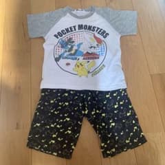 ポケモン　ユニクロ ステテコ Tシャツ 120 130のサムネイル