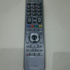 リモコン  HITACHI ジャンク品のサムネイル