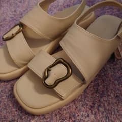 しまむらyumiさんLLサンダル最終価格のサムネイル