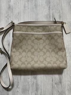 COACHショルダーバッグ正規品のサムネイル