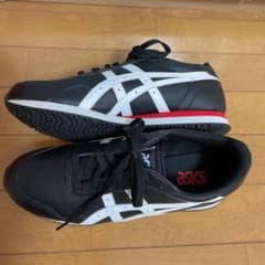 アシックス asicsのサムネイル