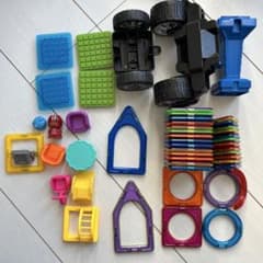 正規品　マグフォーマーのサムネイル