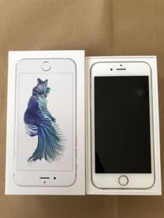 iPhone 6s 32GB SIMフリー　シルバーのサムネイル
