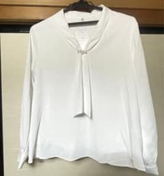 値下！【新品】フォーマル　シフォンブラウス　きれいめのサムネイル