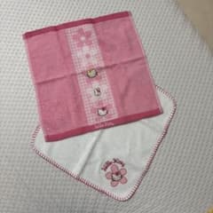 ハローキティ ハンドタオル 2枚セットのサムネイル