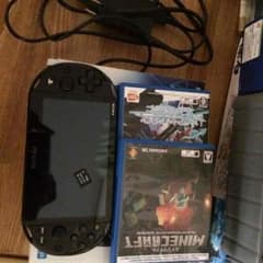 vita.充電器.ソフト二つ.メモリーカード16ギガのサムネイル