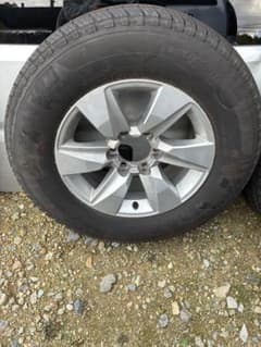 265/65R17 ミシュラン　プラド 等にのサムネイル