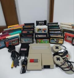 大値下げ)ファミコン　元祖　当時まま　セットのみ カセットおまけ】ファミコン 互換機 ファミリーコンピュータ