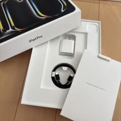 ipad pro 箱 充電ケーブル アダプター 新品のサムネイル