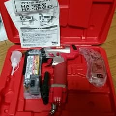 専用美品!マックス釘打機スーパーネイラHA-50P2のサムネイル