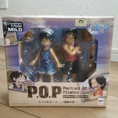 カムリ様専用☆ミワンピースP.O.Pルフィ&エースのサムネイル