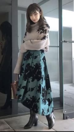 花柄スカート　マーキュリーデュオのサムネイル