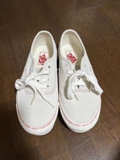 【美品】VANS AUTHENTIC スニーカー ホワイト　赤　ステッチのサムネイル