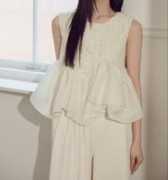 Poláura polaura ポローラ スパークル ツイード ペプラムトップスのサムネイル