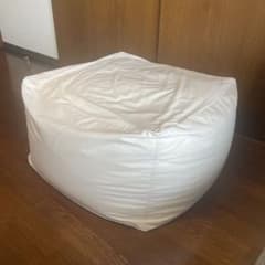 ホワイト系ビーズクッション 正方形 65cmx65cmx45cm 送料込みのサムネイル