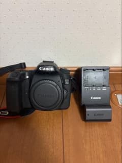 美品 Canon EOS 70D ボディ 動作確認済み 純正付属品ありのサムネイル