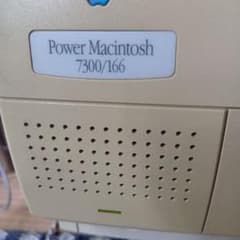 Apple Power Macintosh 7300/166 本体のサムネイル