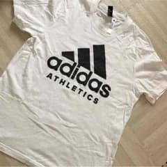adidas Tシャツのサムネイル