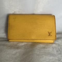 Louis Vuitton エピイエロー 三つ折り財布 - メルカリ