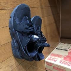 NIKE エアハラチのサムネイル