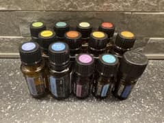 doTERRA 空瓶13本セットのサムネイル