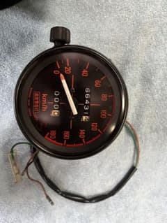 K*R様 CB750F FC 180km/h スピードメーター 本体 K*R様 CB750F FC 180km/h スピードメーター 本体 - メルカリ