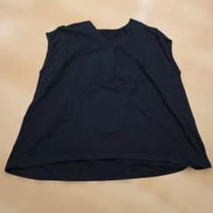 コットン100% Vネック ノースリーブカットソー ブラックのサムネイル