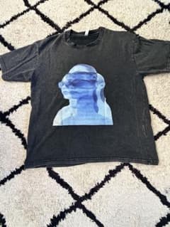 グラフィックTシャツ ブラック Mサイズのサムネイル