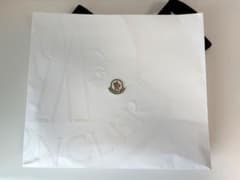 Moncler ホワイト 縦型ショッパーのサムネイル