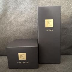 Nオーガニック vie モイストリッチローション ・ヒアルアップリフト